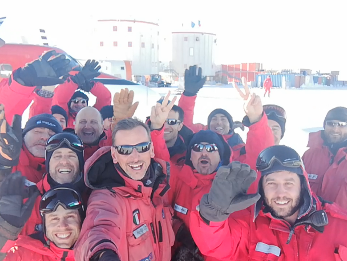 Staff impegnato nella XXXVI spedizione del Programma nazionale di ricerca in Antartide staff-XXXVI-spedizione